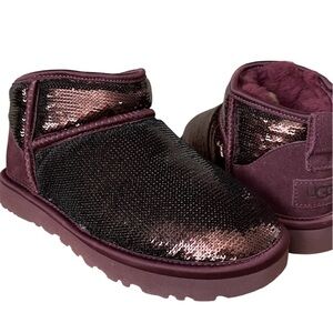 UGG CLASSIC ULTRA MINI MIRROR BALL WILD GRAPE SEQUIN SPARKLE BOOT SIZE 6 WOMEN